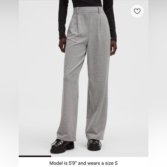 lululemon athletica Pants - Daydrift High-Rise Wide-Leg Trouser
SHORT Herringbone “28 inseam
